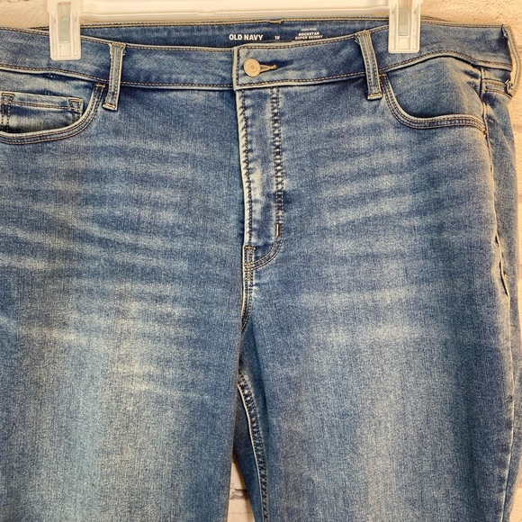 Old Navy High Rise Rockstar Skinny Jeans size 18 - Picture 2 of 8